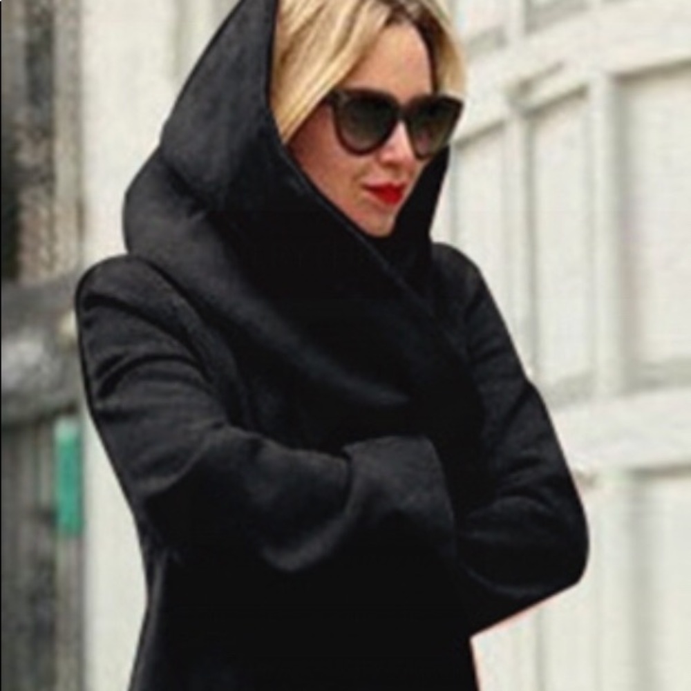 Hooded coat